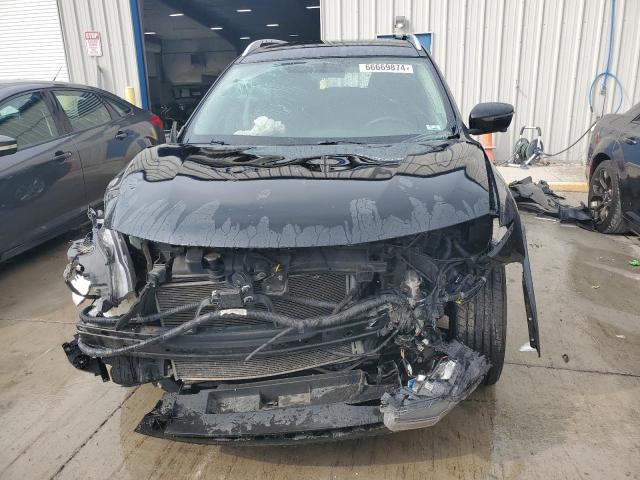 Photo 5 from auction – 2017 NISSAN ROGUE S with VIN KNMAT2MV7HP587720