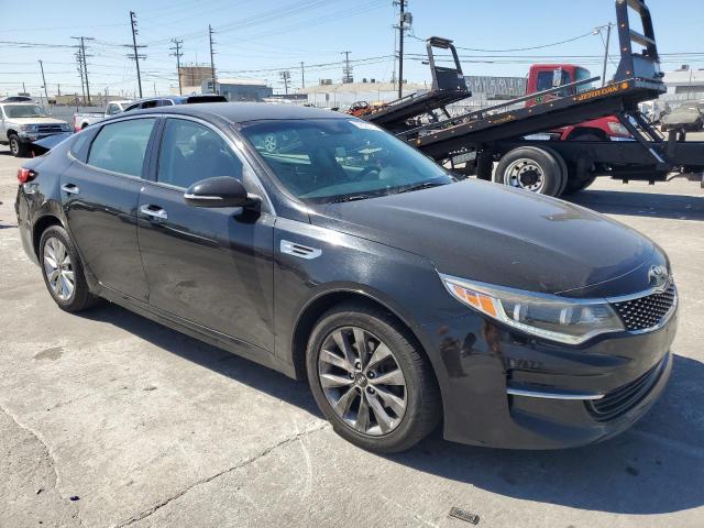 Photo 4 from auction – 2017 KIA OPTIMA EX with VIN 5XXGU4L35HG138255
