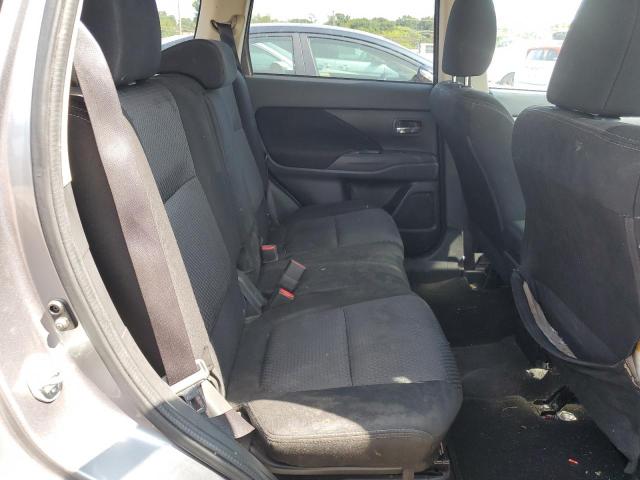 Photo 11 from auction – 2018 MITSUBISHI OUTLANDER with VIN JA4AD3A30JZ000879
