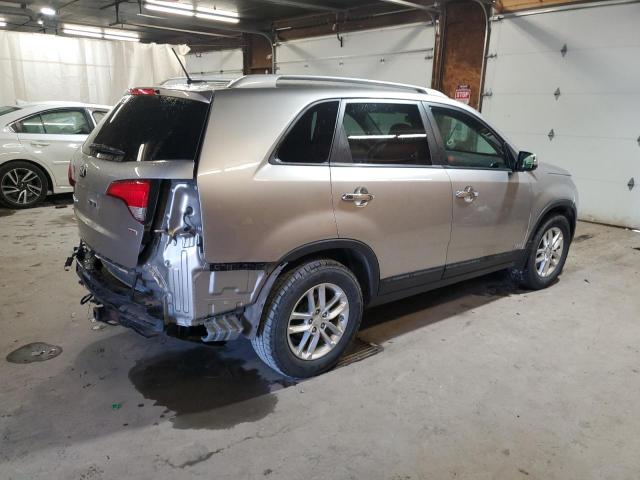 Photo 3 from auction – 2015 KIA SORENTO LX with VIN 5XYKTDA79FG580807