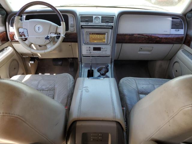 Photo 8 from auction – 2004 LINCOLN NAVIGATOR with VIN 5LMFU27R14LJ18229