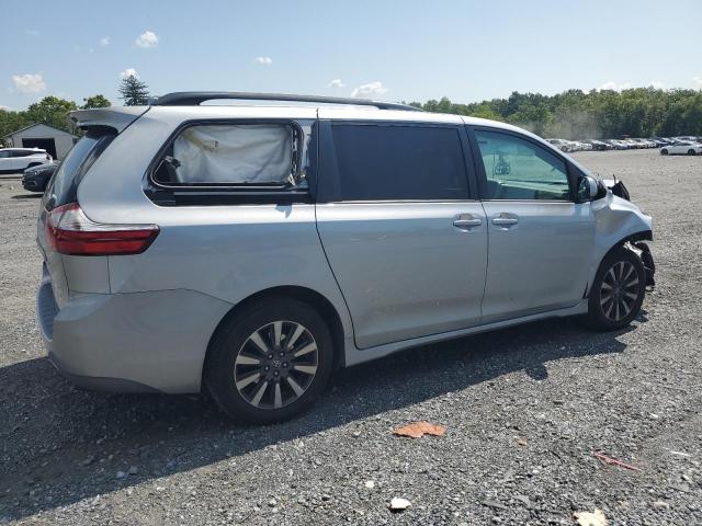 Photo 3 from auction – 2018 TOYOTA SIENNA LE with VIN 5TDJZ3DC6JS189123