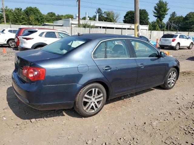 Photo 3 from auction – 2005 VOLKSWAGEN NEW JETTA with VIN 3VWDF71K55M647682