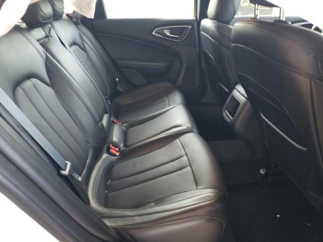 Photo 10 from auction – 2017 CHRYSLER 200 LIMITE with VIN 1C3CCCAB1HN511676