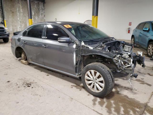 Photo 4 from auction – 2015 VOLKSWAGEN PASSAT S with VIN 1VWAT7A35FC025932