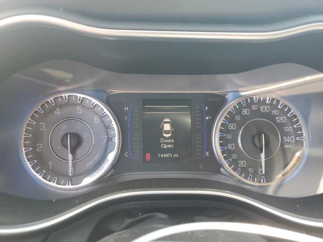 Photo 9 from auction – 2015 CHRYSLER 200 LIMITE with VIN 1C3CCCAB0FN739505
