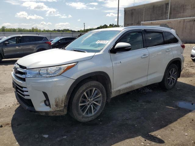 TOYOTA HIGHLANDER 2017 with VIN 5TDJGRFH6HS033837 - Photo from auction
