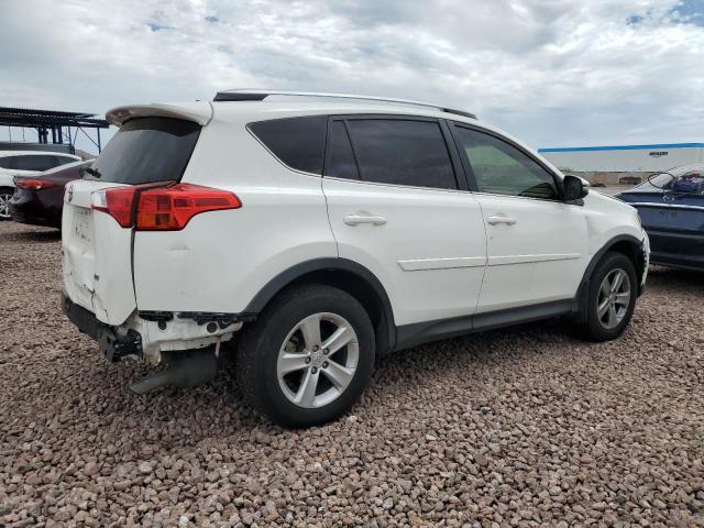 Photo 3 from auction – 2014 TOYOTA RAV4 XLE with VIN JTMWFREVXEJ015768