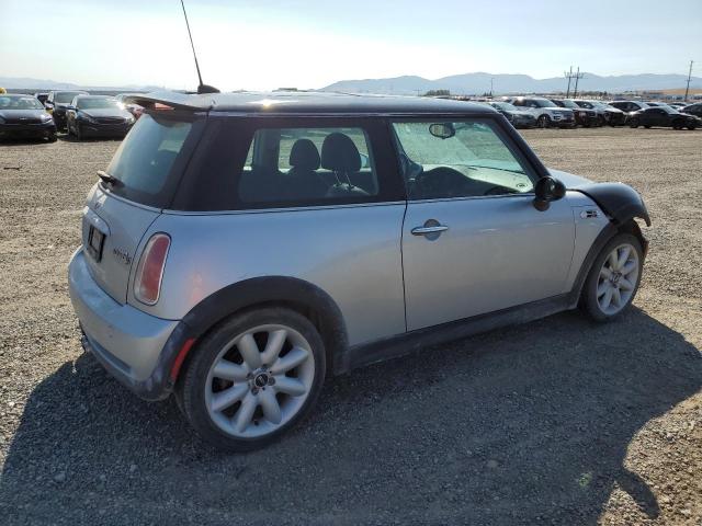 Photo 3 from auction – 2006 MINI COOPER S with VIN WMWRE33516TJ40550