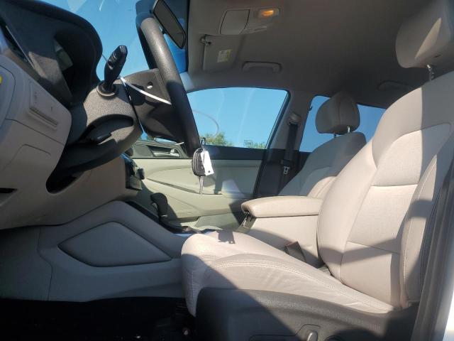 Photo 7 from auction – 2018 HYUNDAI TUCSON SEL with VIN KM8J3CA47JU683142