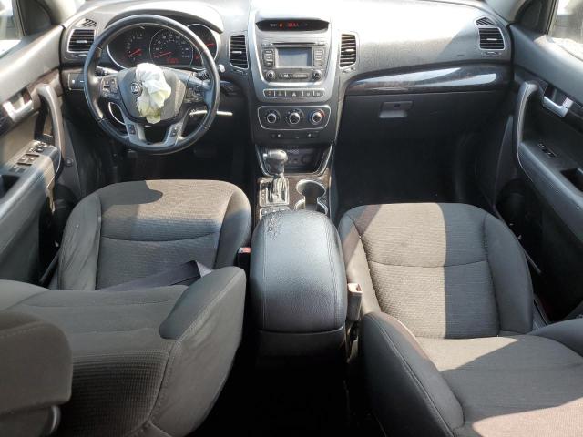 Photo 8 from auction – 2015 KIA SORENTO LX with VIN 5XYKTDA79FG636812