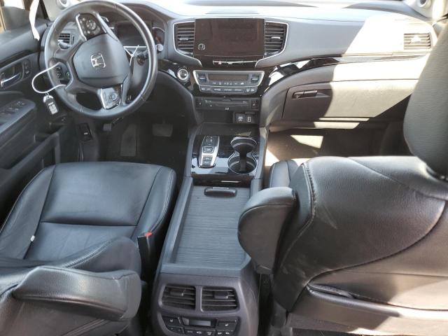 Photo 8 from auction – 2019 HONDA PILOT TOUR with VIN 5FNYF6H63KB033429