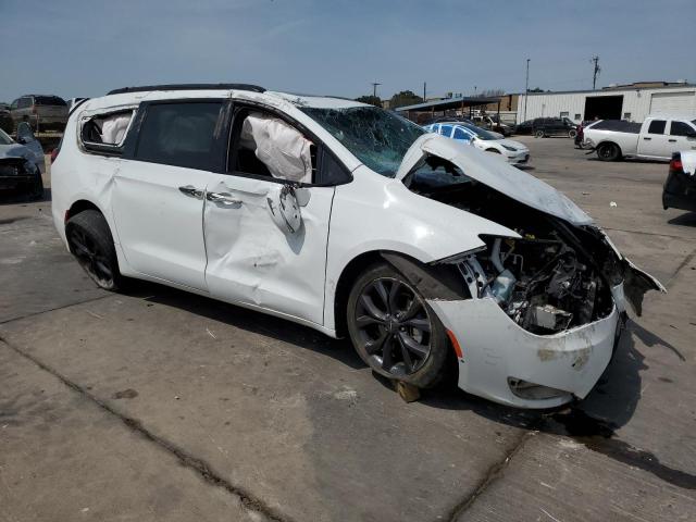 Photo 4 from auction – 2019 CHRYSLER PACIFICA L with VIN 2C4RC1GG5KR569457