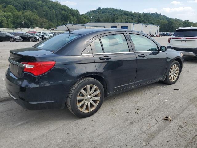 Photo 3 from auction – 2013 CHRYSLER 200 TOURIN with VIN 1C3CCBBBXDN601654