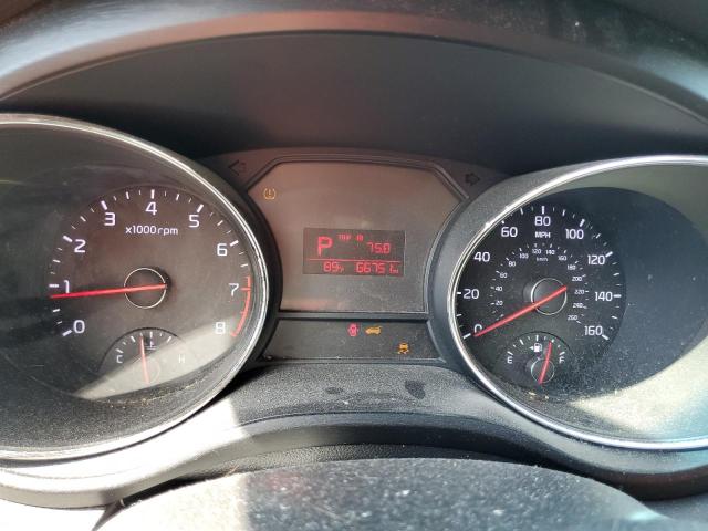 Photo 9 from auction – 2016 KIA SEDONA L with VIN KNDMA5C17G6104802