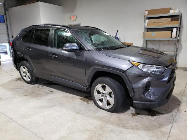 Photo 4 from auction – 2021 TOYOTA RAV4 XLE with VIN 2T3P1RFV7MC254441
