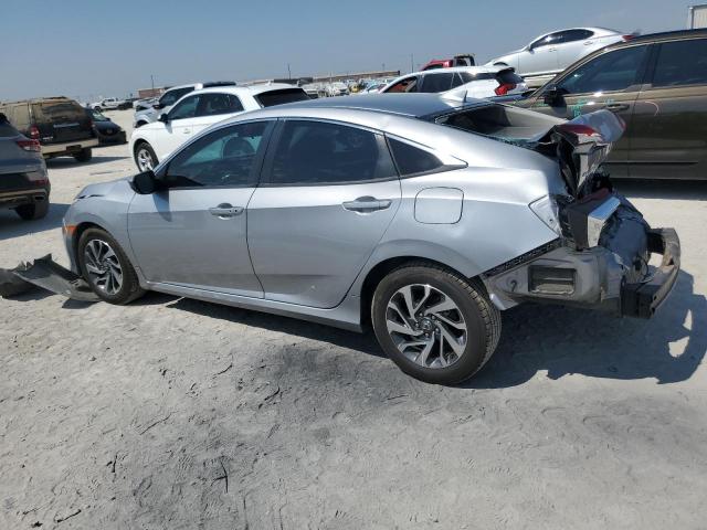 Photo 2 from auction – 2018 HONDA CIVIC EX with VIN 2HGFC2F71JH581279