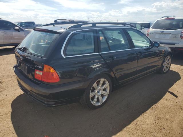 Photo 3 from auction – 2003 BMW 325 IT with VIN WBAEN33483PC12700