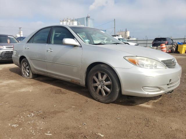 Photo 4 from auction – 2002 TOYOTA CAMRY with VIN JTDBF30KX20001377