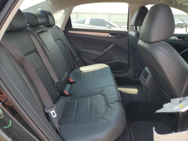 Photo 10 from auction – 2015 VOLKSWAGEN PASSAT S with VIN 1VWAT7A35FC049504