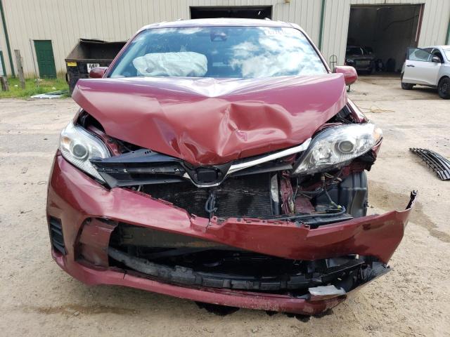 Photo 5 from auction – 2018 TOYOTA SIENNA LE with VIN 5TDKZ3DC7JS901272