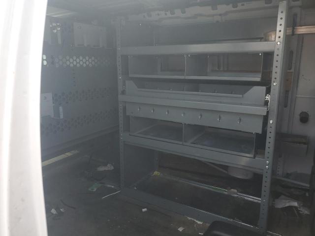 Photo 11 from auction – 2018 CHEVROLET EXPRESS G2 with VIN 1GCWGAFP8J1184745