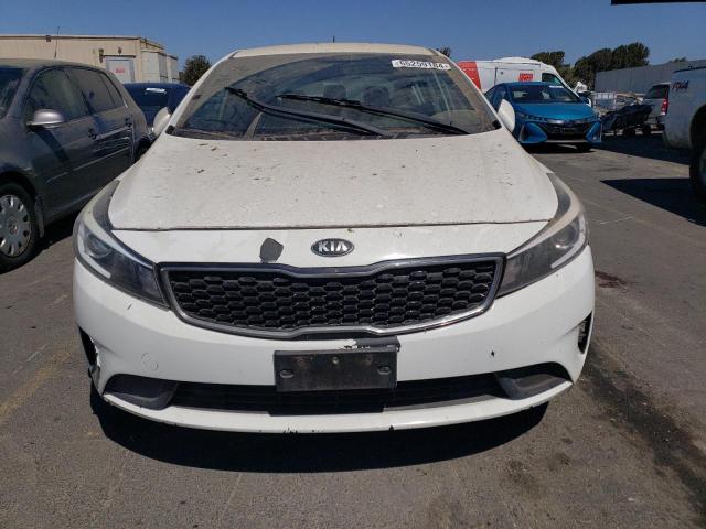 Photo 5 from auction – 2017 KIA FORTE LX with VIN KNAFK5A84H5681149