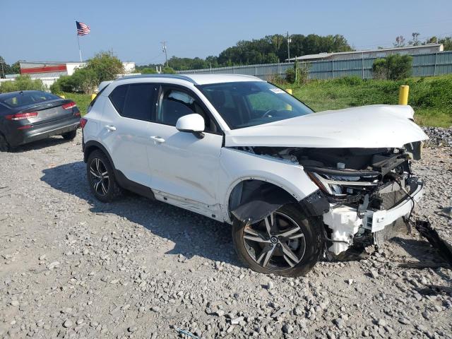 Photo 4 from auction – 2023 VOLVO XC40 CORE with VIN YV4K92HK9P2959148