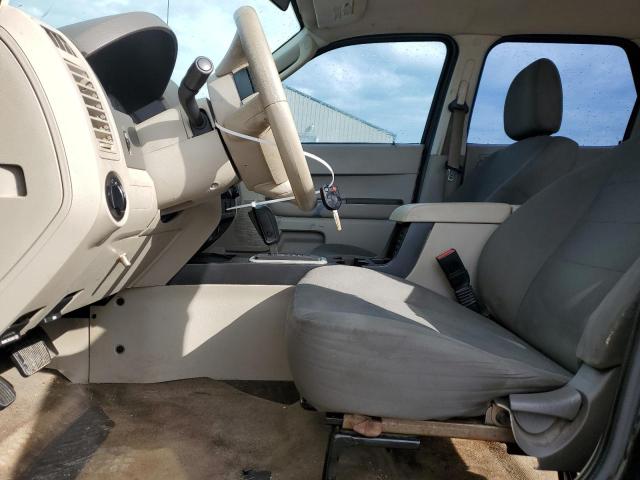 Photo 7 from auction – 2010 FORD ESCAPE XLS with VIN 1FMCU0C78AKA78196