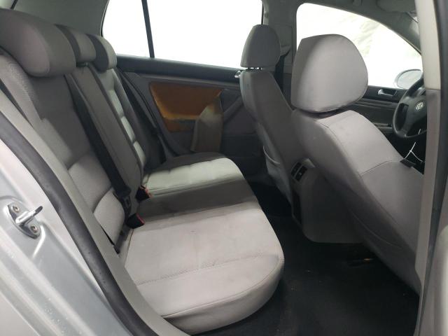 Photo 10 from auction – 2007 VOLKSWAGEN RABBIT with VIN WVWDS71K17W076659