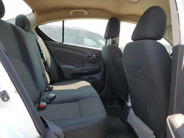 Снимка 10 от търг – 2016 NISSAN VERSA S с VIN 3N1CN7AP7GL843809