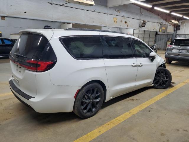 Photo 3 from auction – 2023 CHRYSLER PACIFICA T with VIN 2C4RC1BG4PR540059