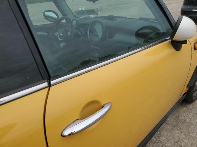 Photo 10 from auction – 2007 MINI COOPER with VIN WMWMF33557TT53963