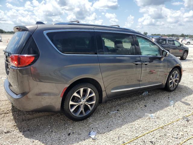 Photo 3 from auction – 2017 CHRYSLER PACIFICA L with VIN 2C4RC1GG6HR533205