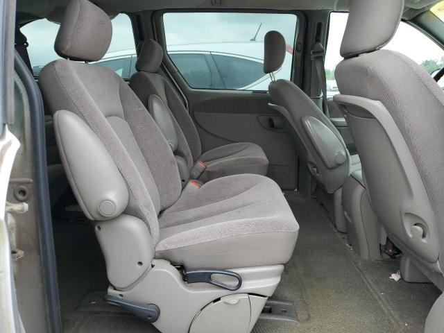 Photo 11 from auction – 2001 CHRYSLER TOWN AND C with VIN 2C4GP44361R404790