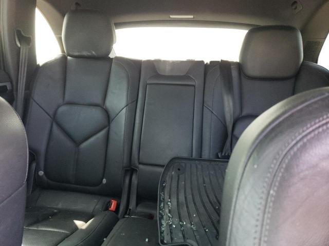 Photo 10 from auction – 2011 PORSCHE CAYENNE with VIN WP1AA2A22BLA04452