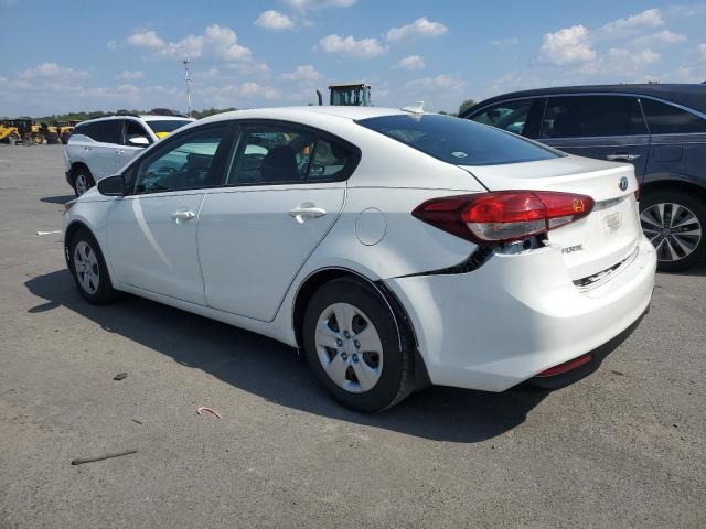 Foto 2 de la subasta – 2017 KIA FORTE LX con VIN 3KPFK4A74HE129191