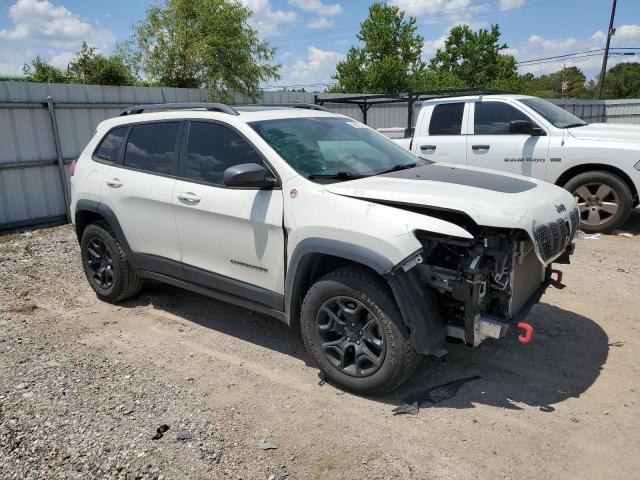 Photo 4 from auction – 2019 JEEP CHEROKEE T with VIN 1C4PJMBX7KD289015
