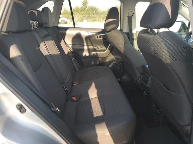 Photo 11 from auction – 2019 TOYOTA RAV4 LE with VIN 2T3G1RFV5KW055531