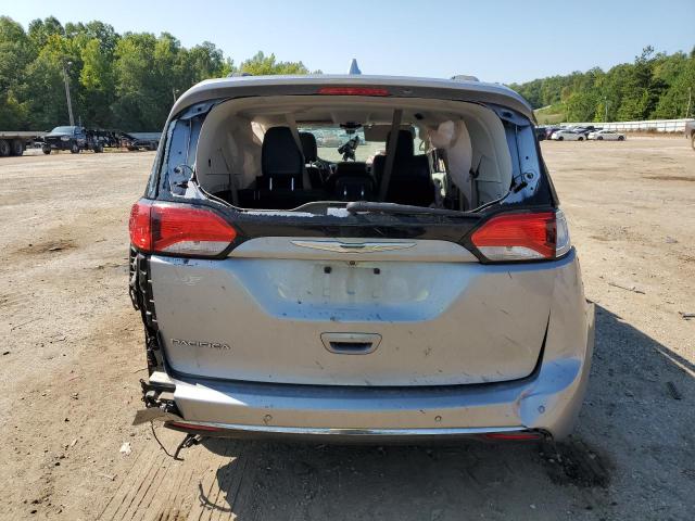 Photo 6 from auction – 2017 CHRYSLER PACIFICA T with VIN 2C4RC1BG0HR610027