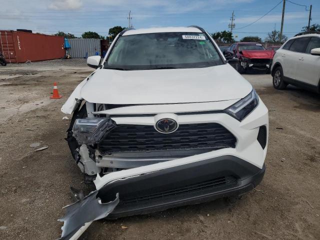 Photo 5 from auction – 2022 TOYOTA RAV4 XLE with VIN 2T3W1RFV9NC191307