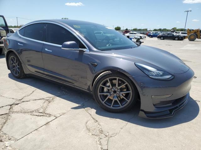 Photo 4 from auction – 2018 TESLA MODEL 3 with VIN 5YJ3E1EA4JF030613