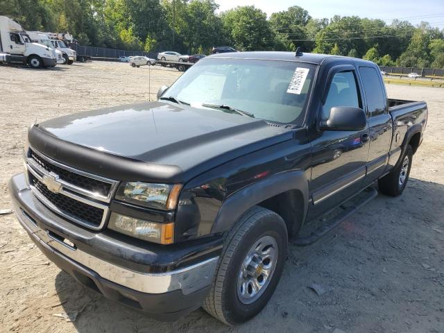CHEVROLET SILVERADO 2006 with VIN 1GCEK19B66Z165307 - Photo from auction