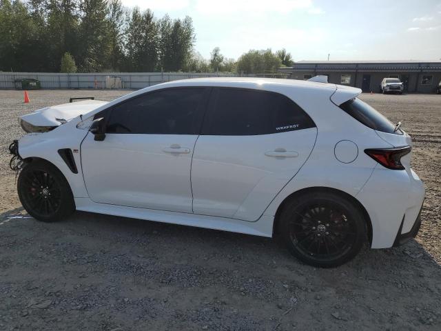 Zdjęcie 2 z aukcji – 2024 TOYOTA GR COROLLA z VIN JTNABAAE8RA012964