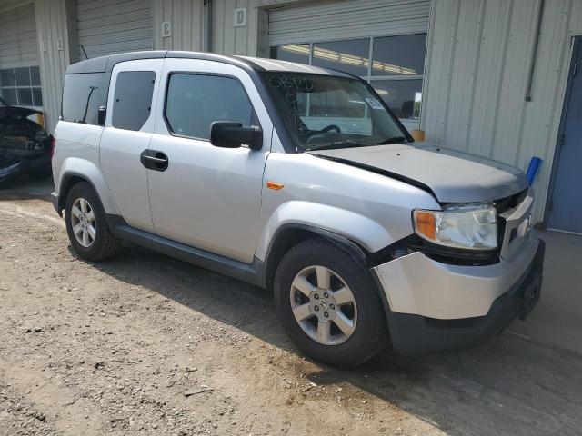 Photo 4 from auction – 2010 HONDA ELEMENT EX with VIN 5J6YH2H75AL004810