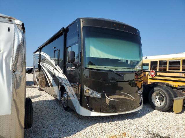 FREIGHTLINER CHASSIS XC 2015 with VIN 4UZACJDT2FCGX2086 - Photo from auction