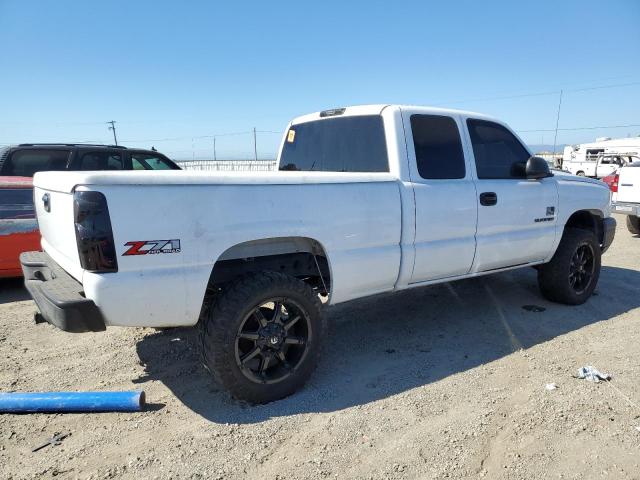 Photo 3 from auction – 2005 CHEVROLET SILVERADO with VIN 1GCEK19B45Z332746