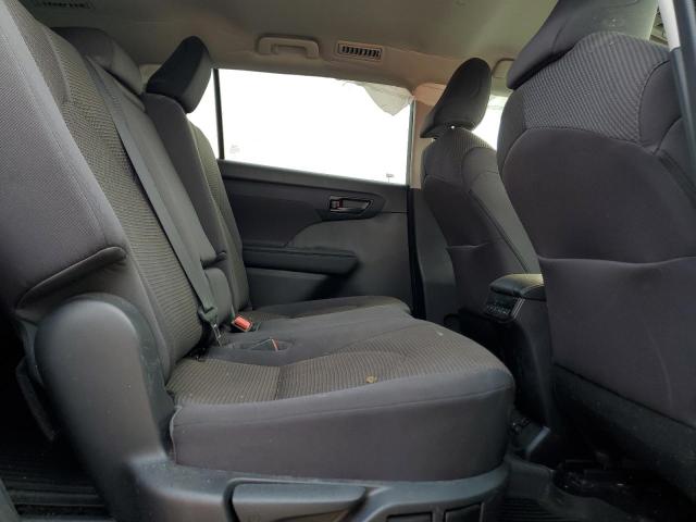 Photo 11 from auction – 2022 TOYOTA HIGHLANDER with VIN 5TDCZRBH9NS173370