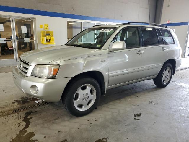 TOYOTA HIGHLANDER 2004 with VIN JTEEP21A840061067 - Photo from auction