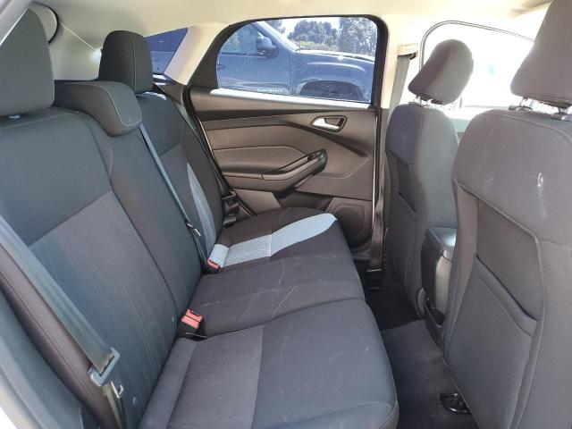 Photo 10 from auction – 2016 FORD FOCUS SE with VIN 1FADP3K27GL297618